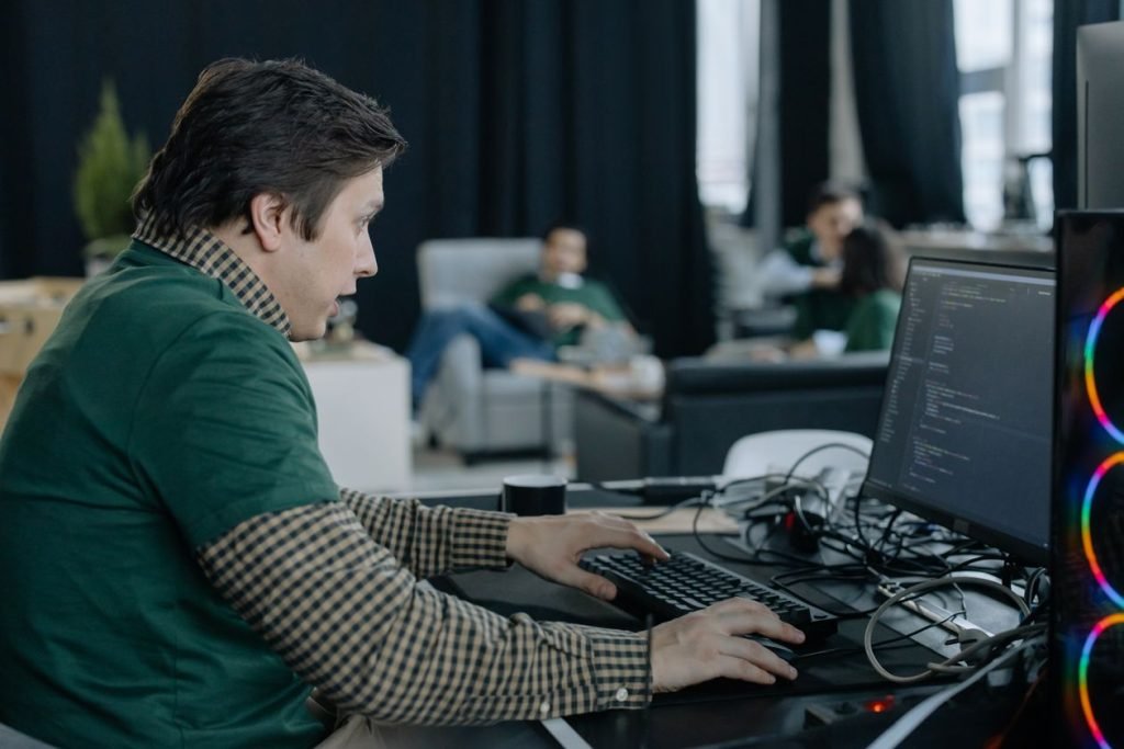 Top 5 Trending Software Engineering Courses to Learn in 2026
